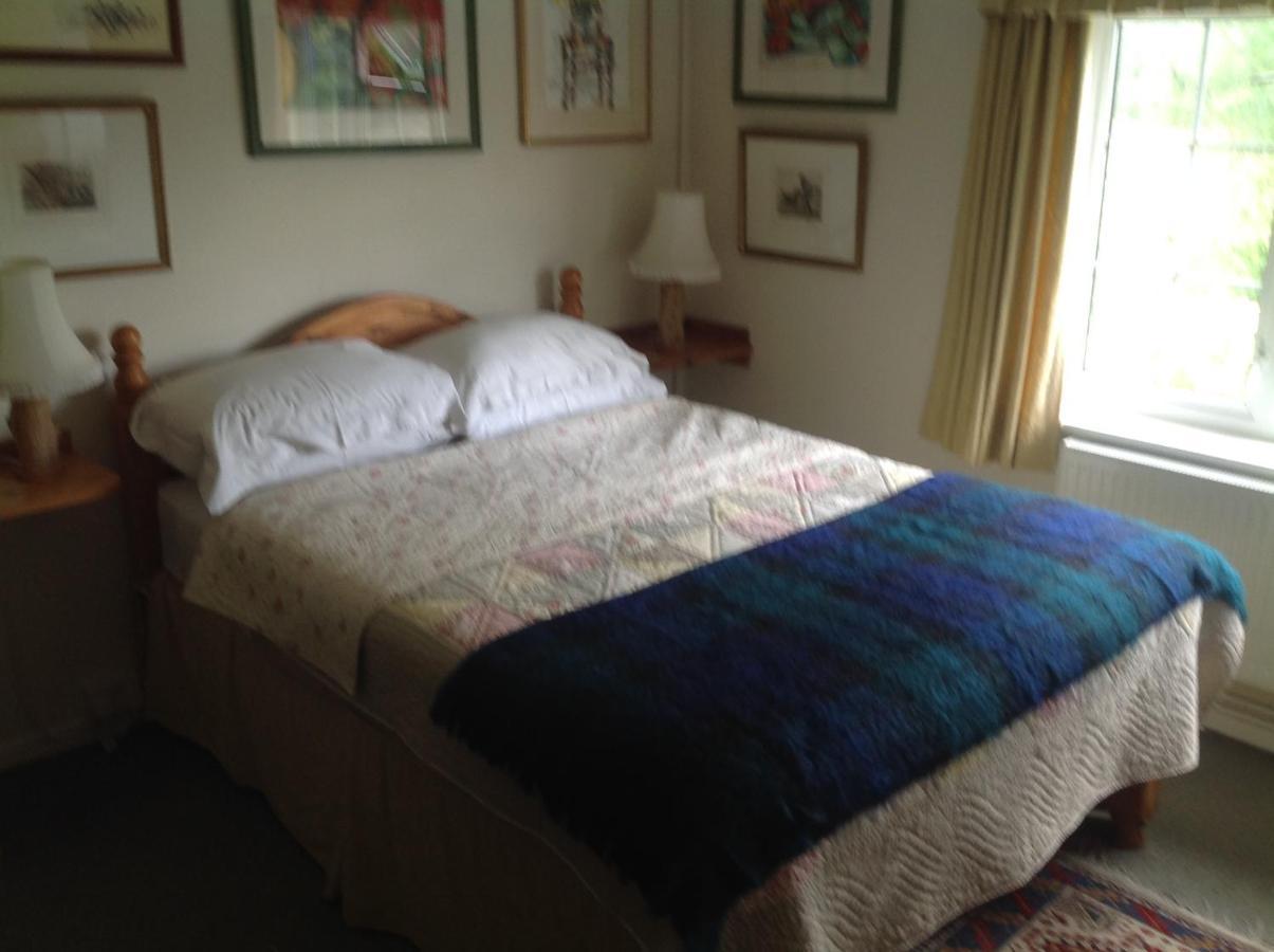 The Mill House Bed & Breakfast Berwick St James Exterior photo